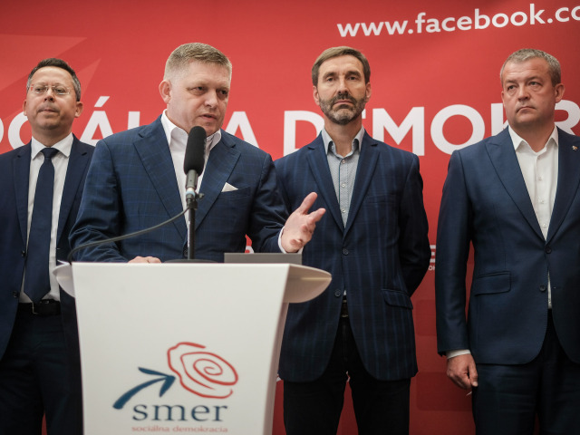 Smer /  Ladislav Kamenický / Robert Fico / Juraj Blanár / Jaroslav Baška /