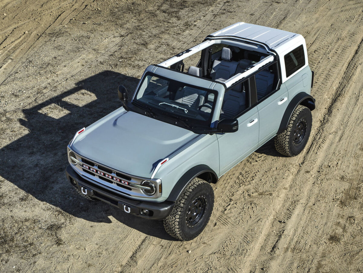 Ford Bronco - 2021