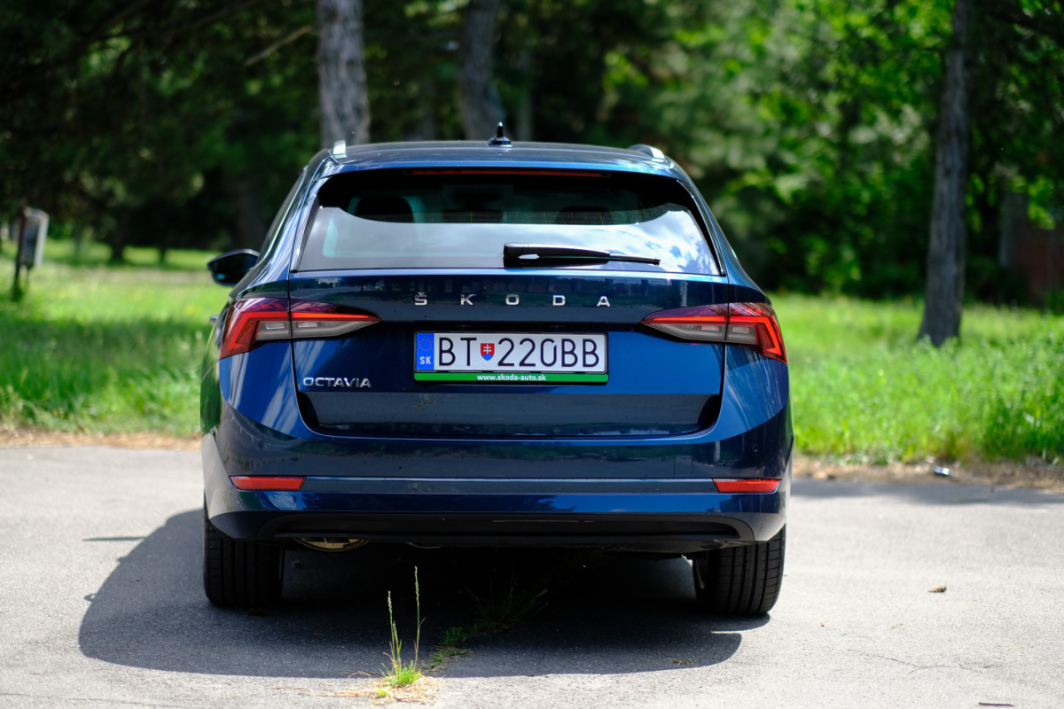 Škoda Octavia Combi 2,0 TDI Evo - test 2020