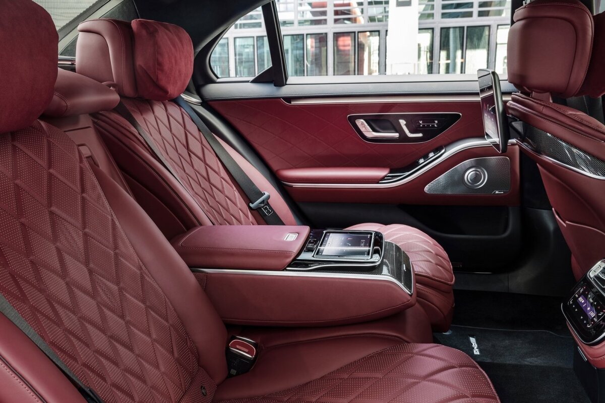 Mercedes-Benz S - 2021