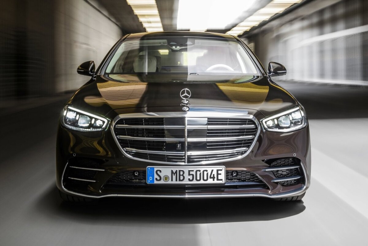 Mercedes-Benz S - 2021