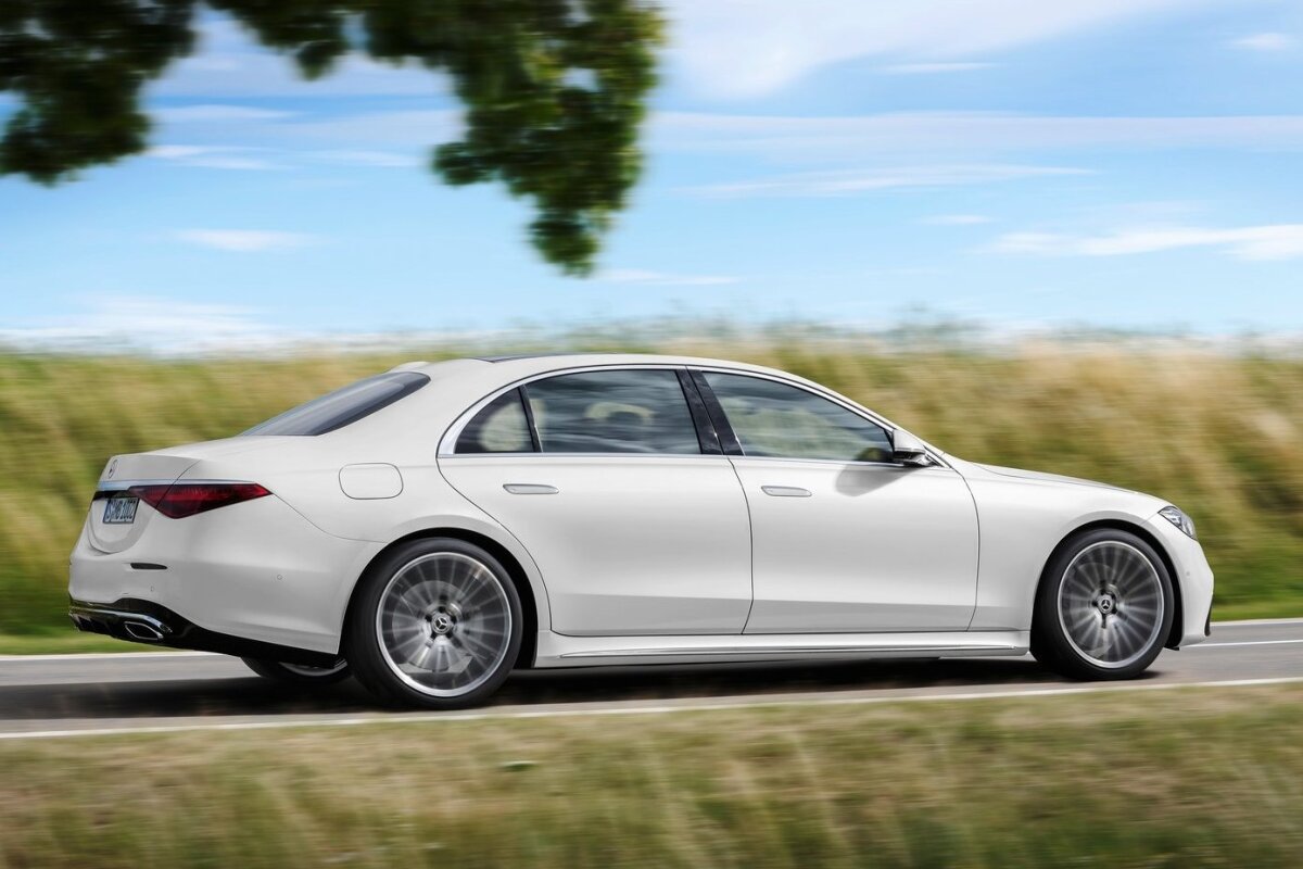 Mercedes-Benz S - 2021