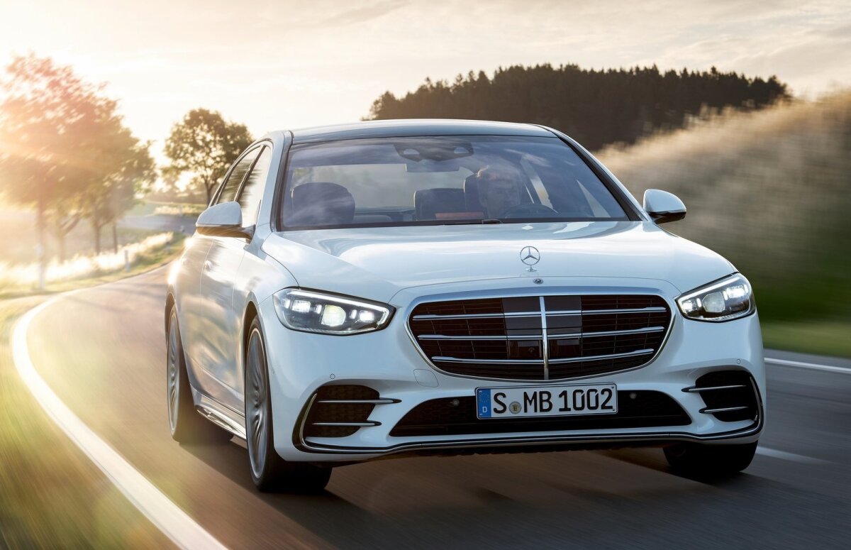 Mercedes-Benz S - 2021