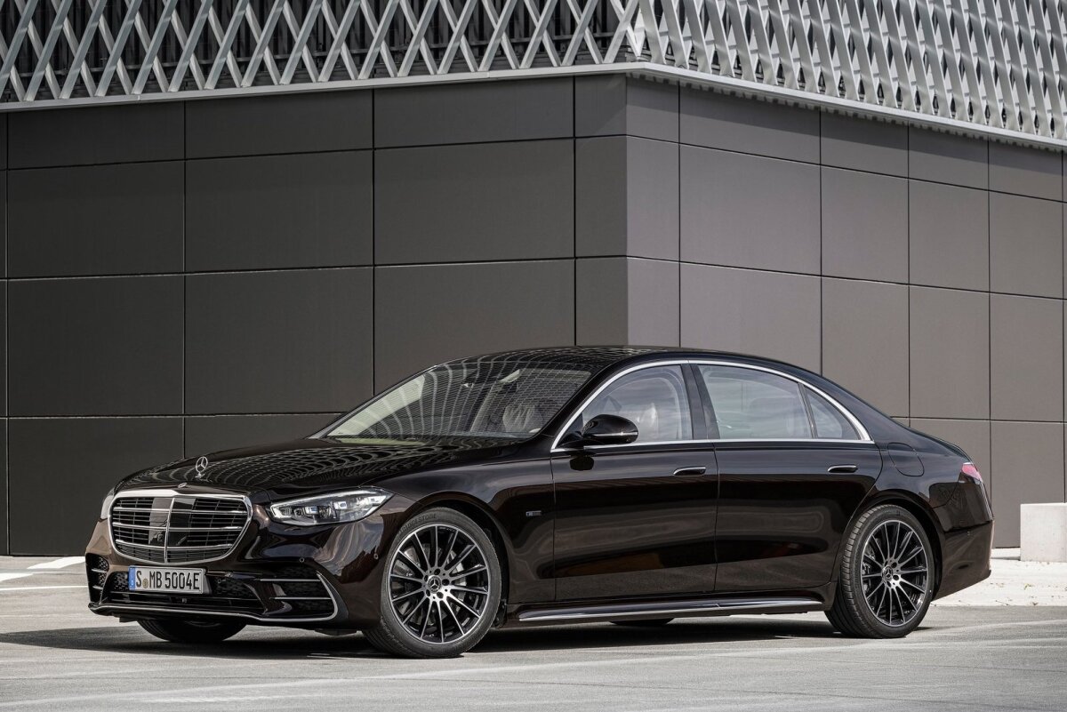 Mercedes-Benz S - 2021