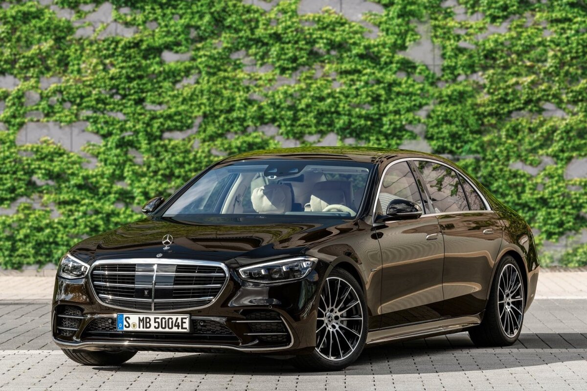 Mercedes-Benz S - 2021