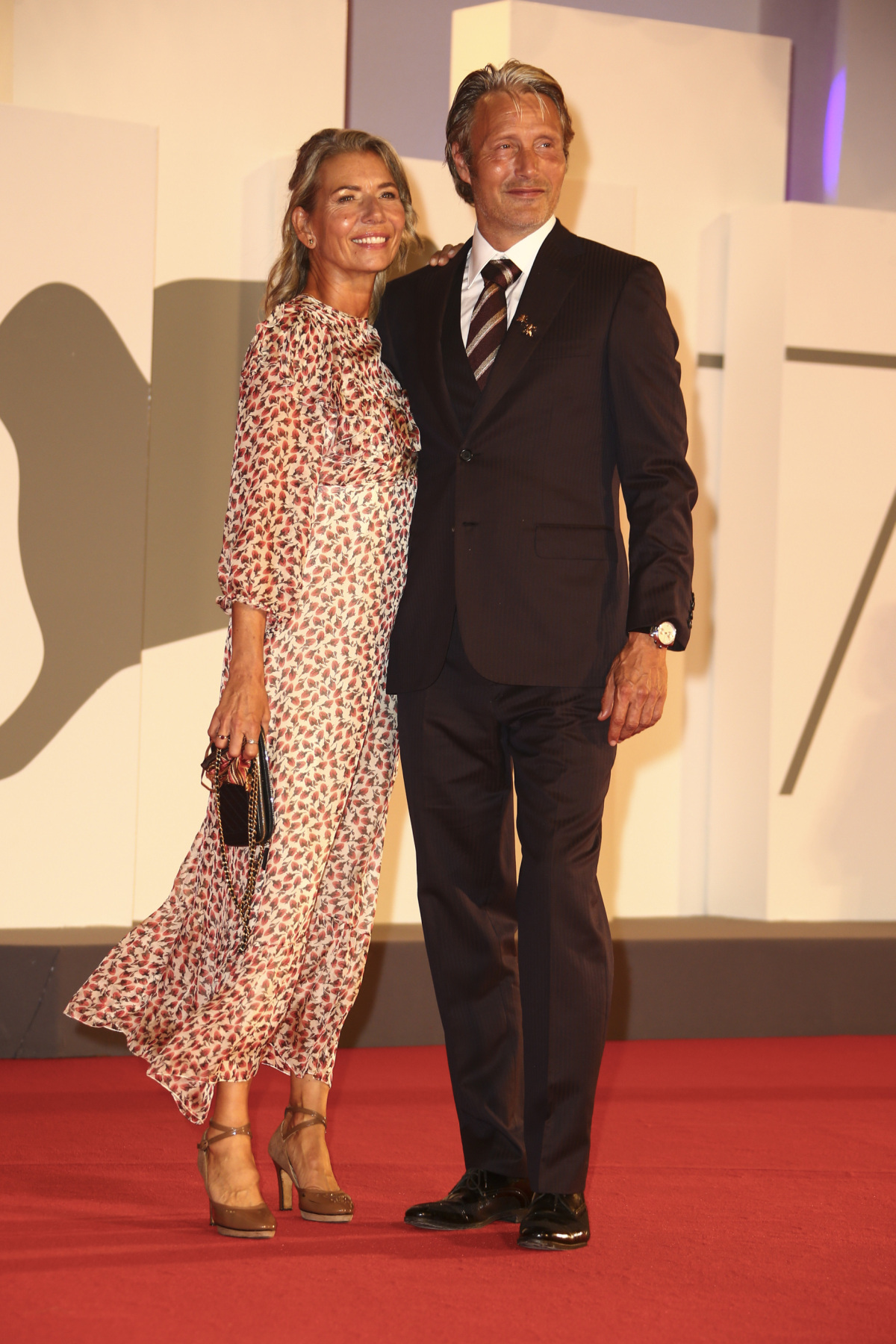 Herec Mads Mikkelsen a jeho partnerka Hanne Jacobsen.