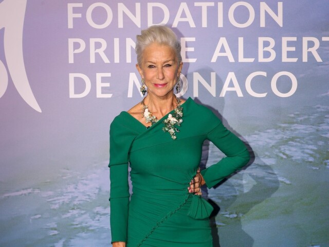 Herečka Helen Mirren prišla v róbe Dolce & Gabbana. 