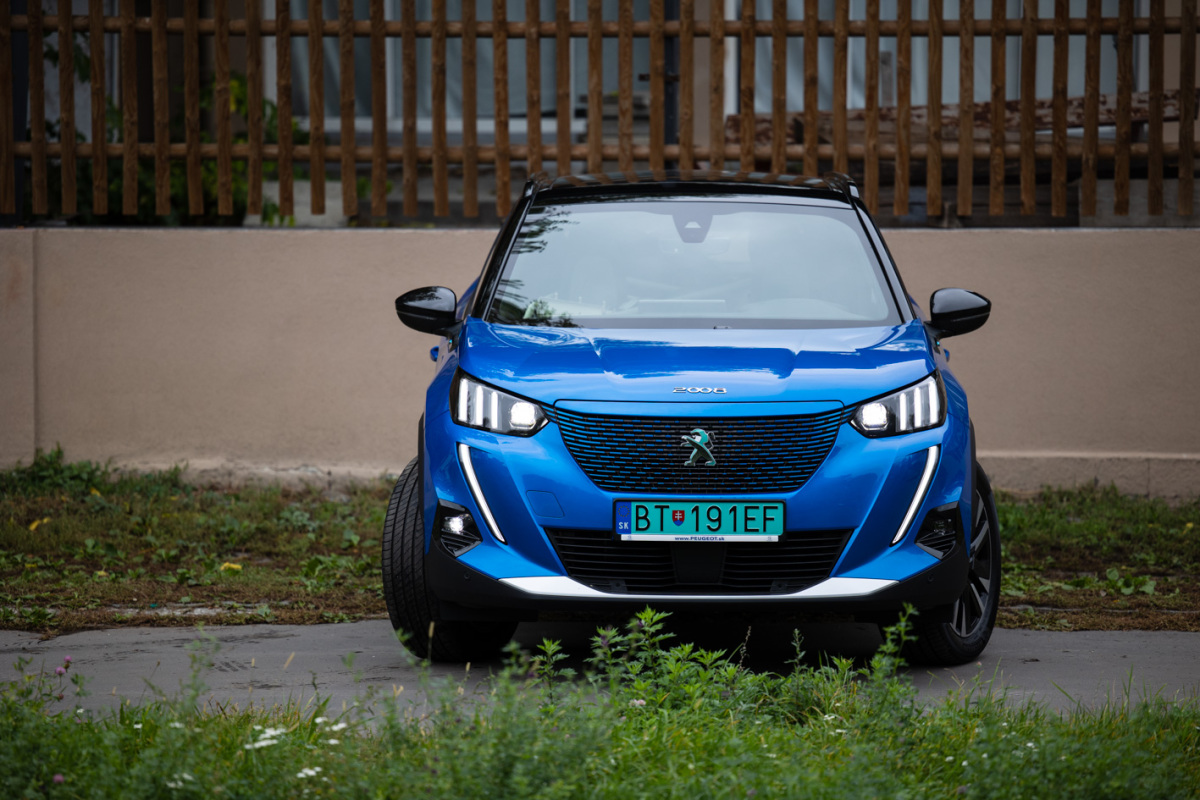 Peugeot  e-2008 (2020)