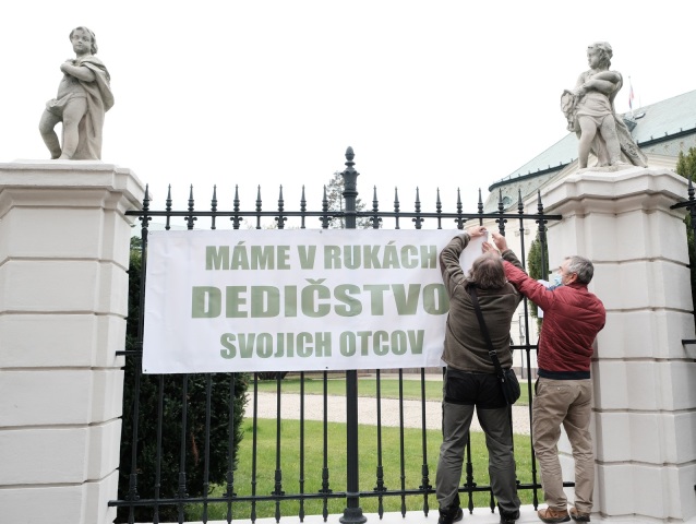 protest, poľnohospodárov