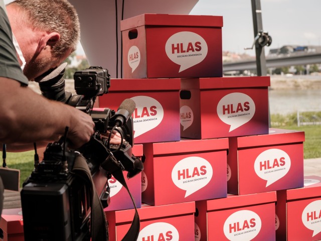 Hlas