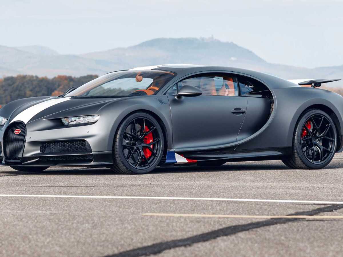 bugatti-chiron-sport-les-legendes-du-ciel-three-quarters