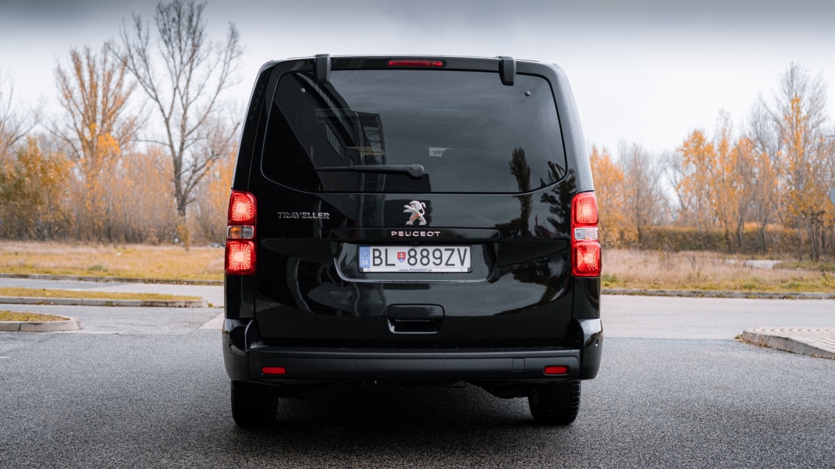 Peugeot Traveller VIP (2020)