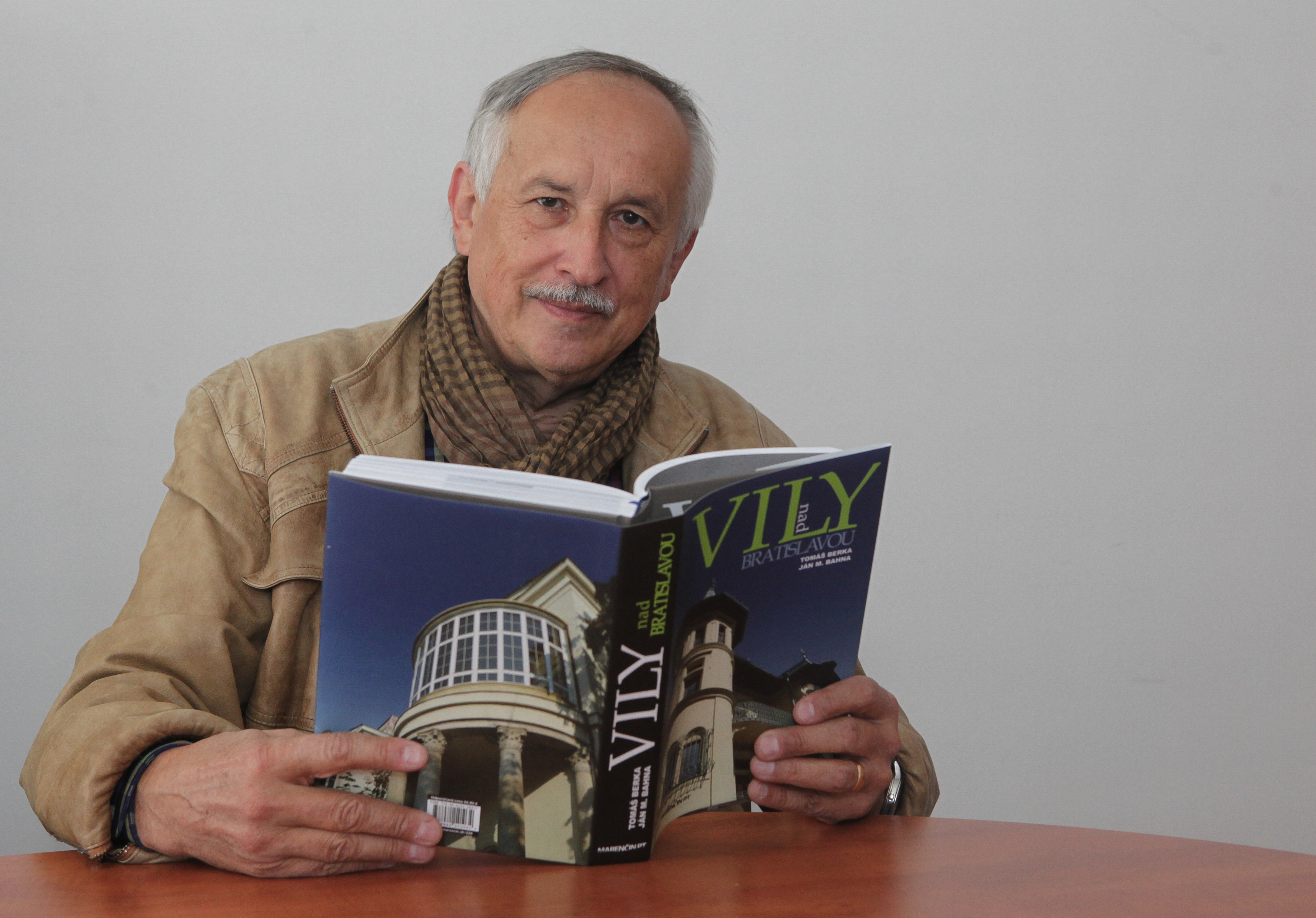 Ing. arch. Ján Miloslav Bahna.