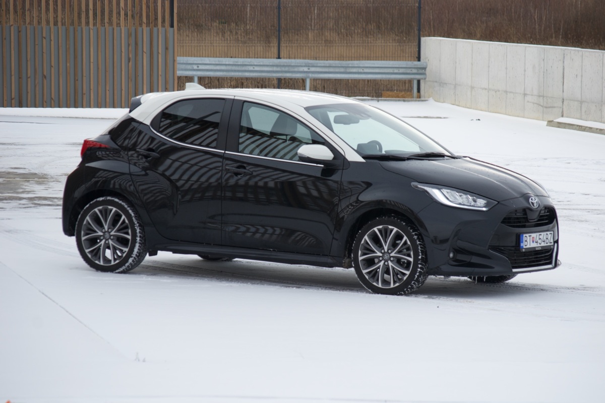 Toyota Yaris 1,5 benzín (2021)