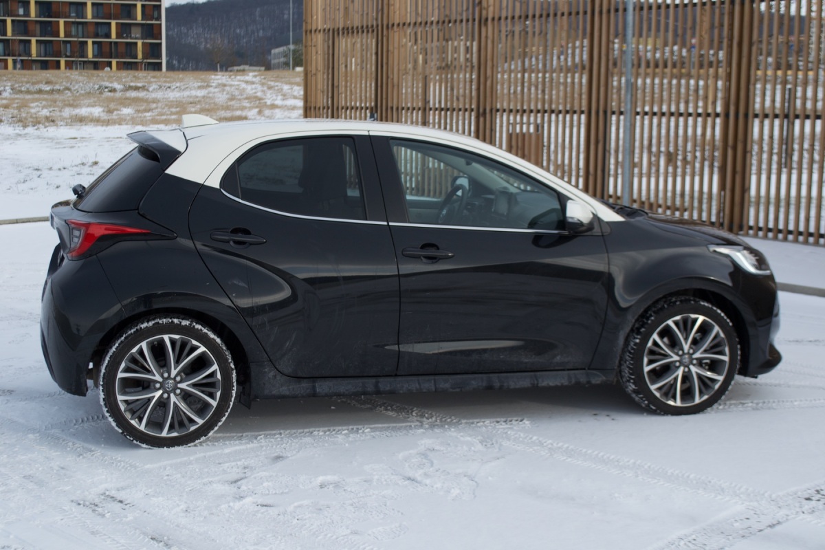 Toyota Yaris 1,5 benzín (2021)