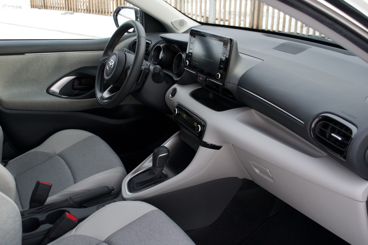 Toyota Yaris 1,5 benzín (2021)