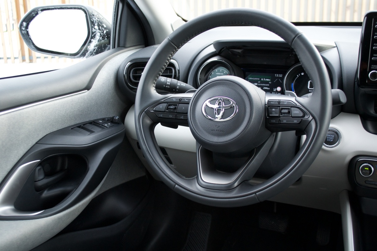 Toyota Yaris 1,5 benzín (2021)