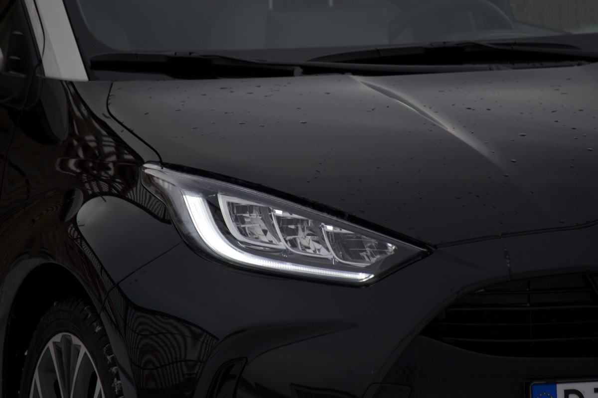 Toyota Yaris 1,5 benzín (2021)