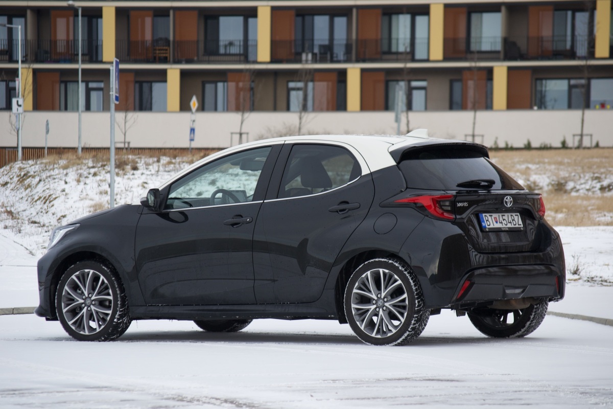 Toyota Yaris 1,5 benzín (2021)