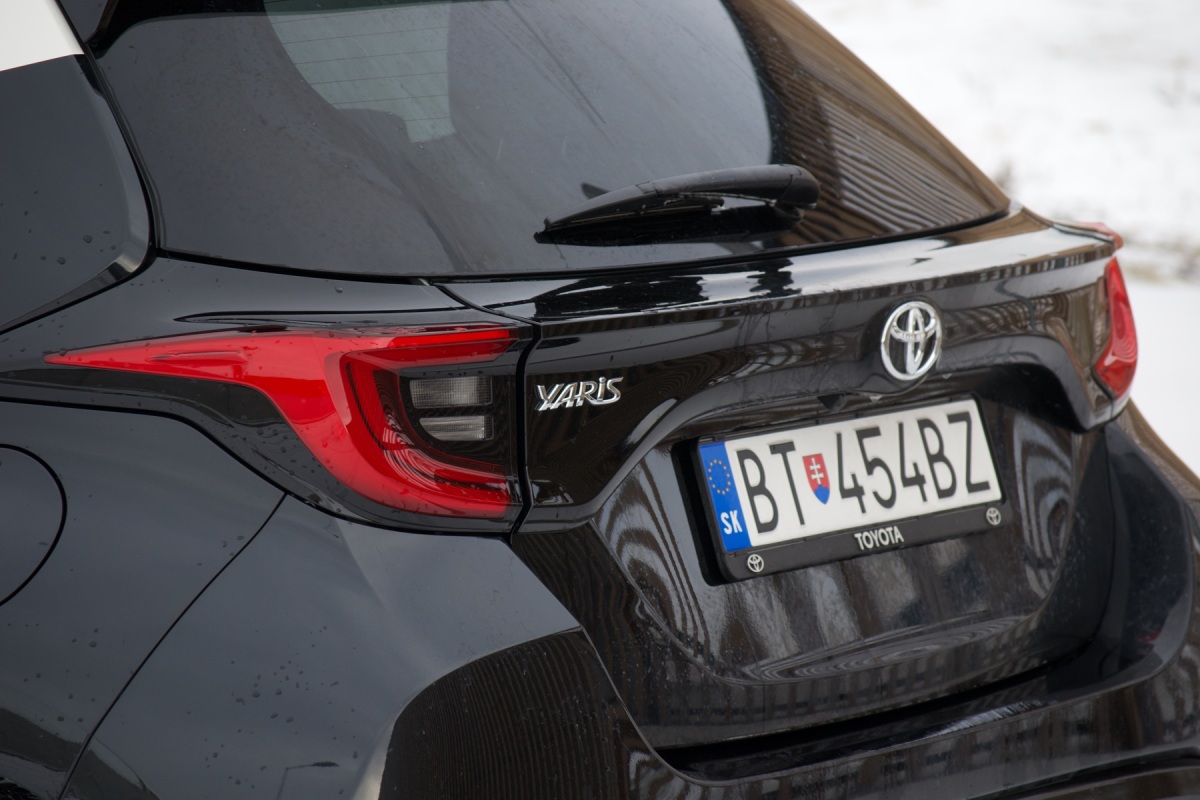 Toyota Yaris 1,5 benzín (2021)