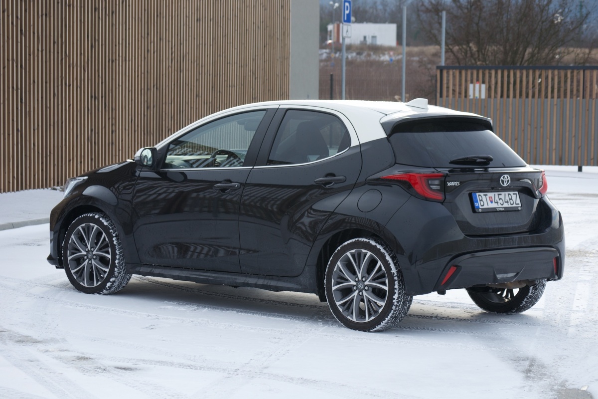 Toyota Yaris 1,5 benzín (2021)