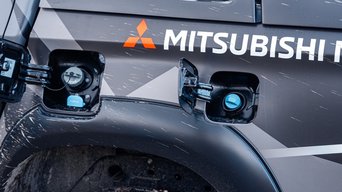 Mitsubishi L200 Mountain Sherpa (2021)