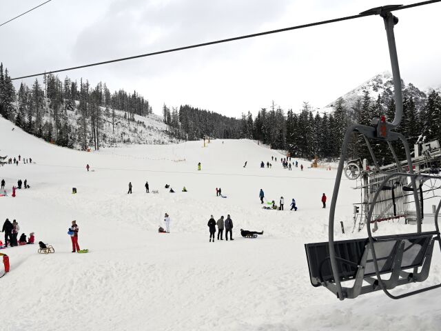lockdown sprísnenia opatrenia Interski zatvorenie