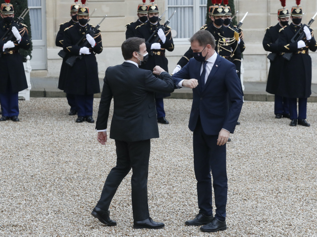 Emmanuel Macron a Igor Matovič