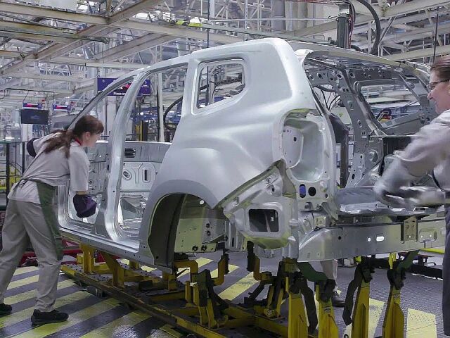 Dacia - výroba Mioveni