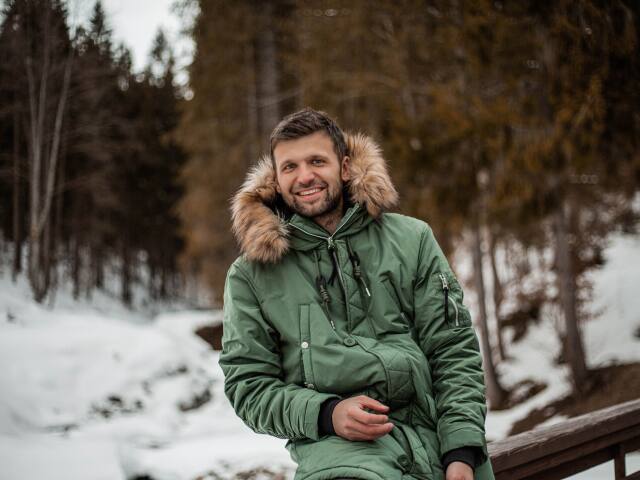 zima, les, muž, sneh, úsmev
