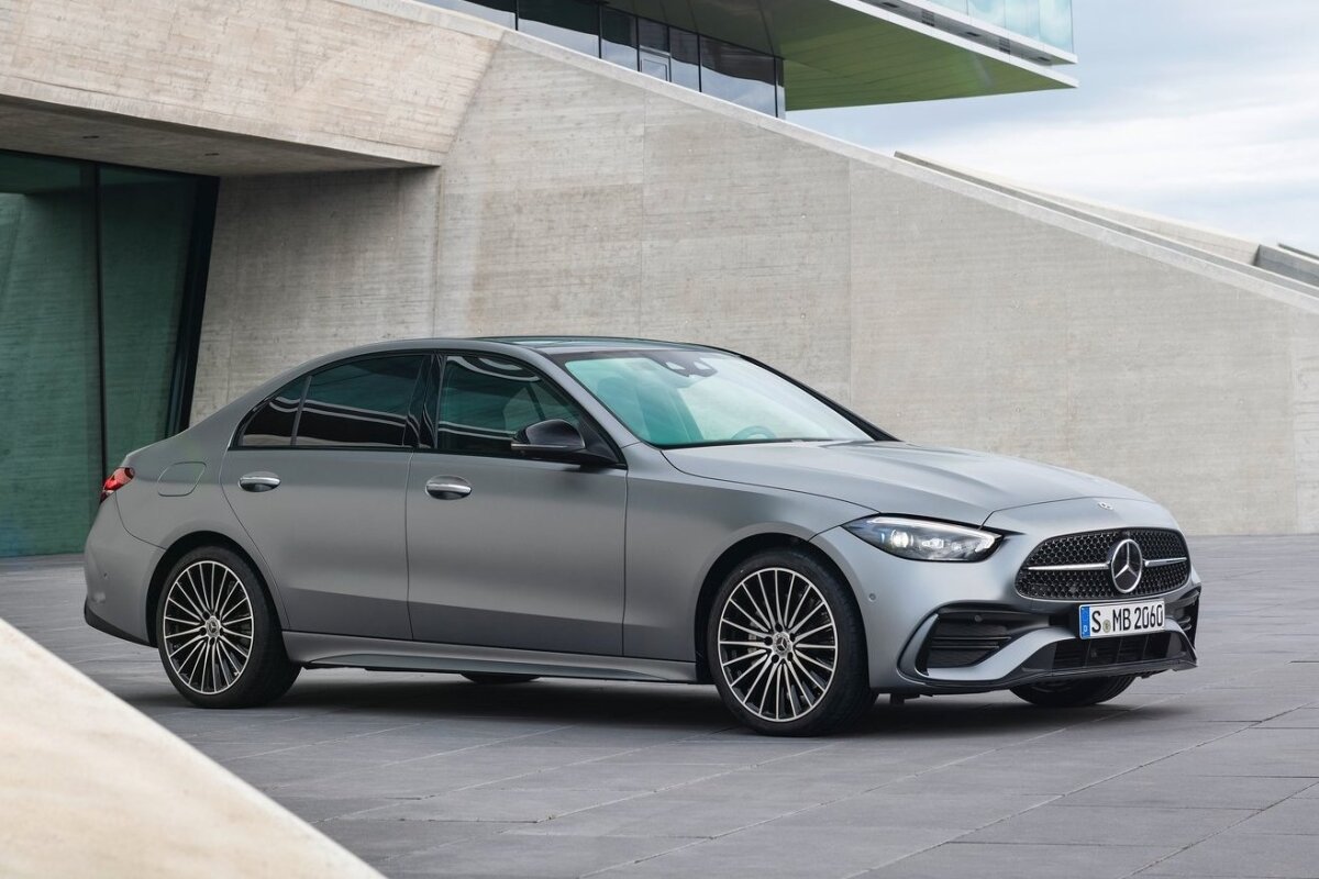 Mercedes-Benz C - 2021