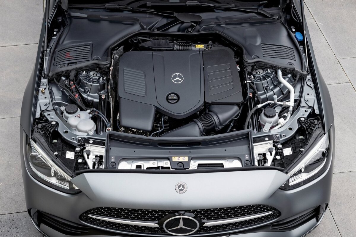 Mercedes-Benz C - 2021