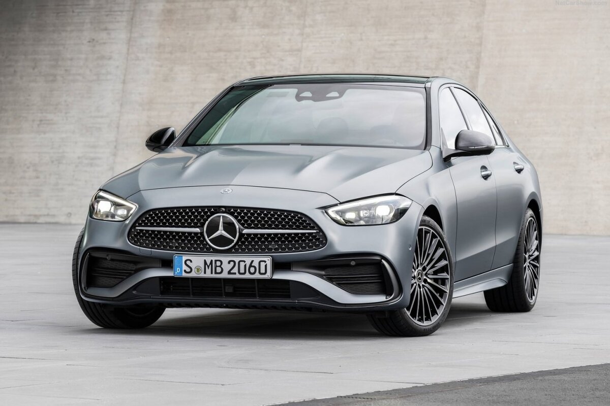 Mercedes-Benz C - 2021