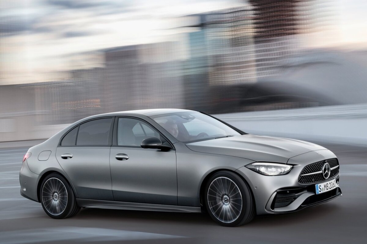 Mercedes-Benz C - 2021