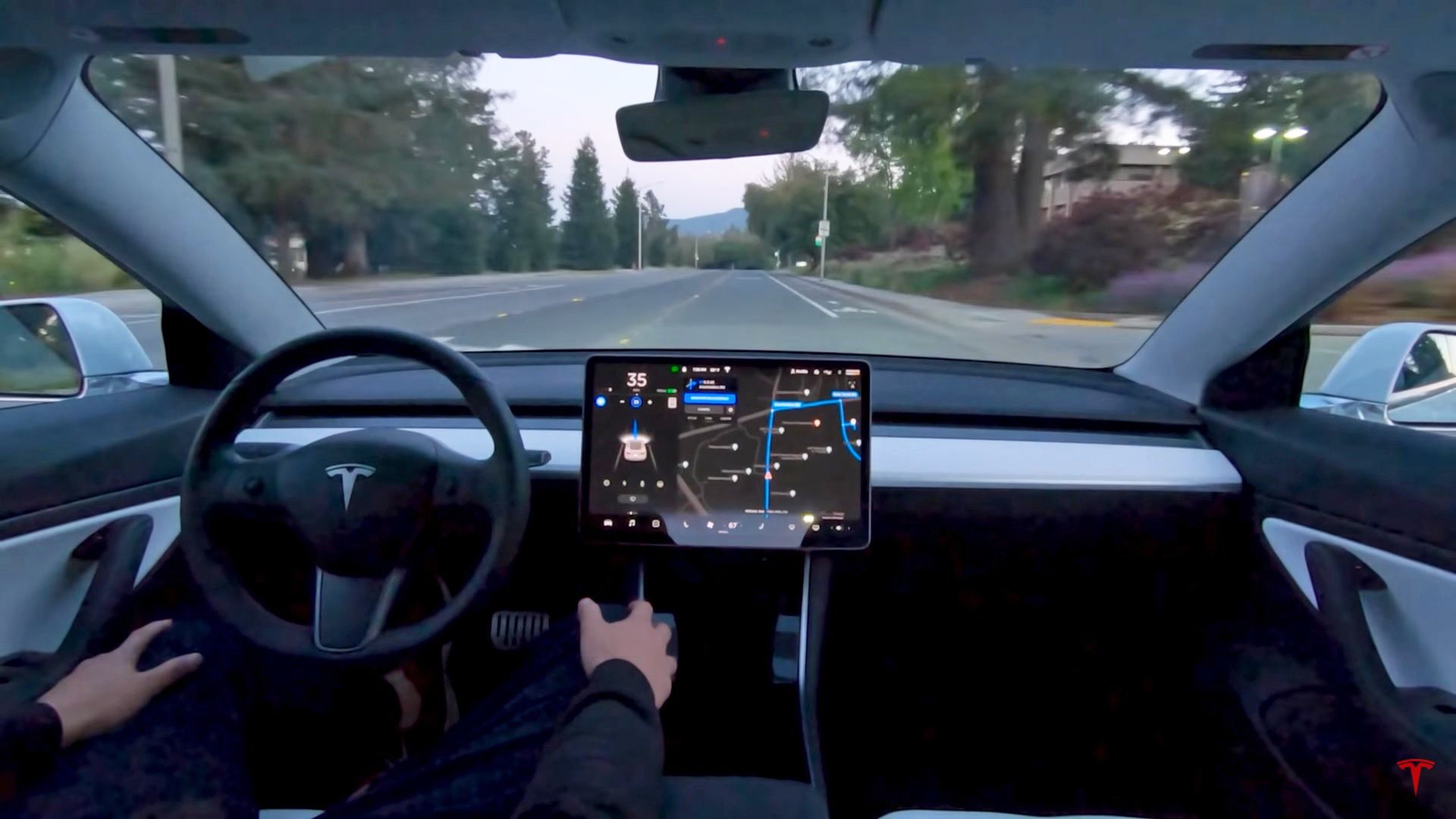 Tela musí v Nemecku zaplatiť svojmu zákazníkovi za nespoľahlivý autopilot 112 000 eur. Nie je jasné, aká čiastka z toho pripadá na spätné odkúpenie vozidla a aká na kompenzáciu.