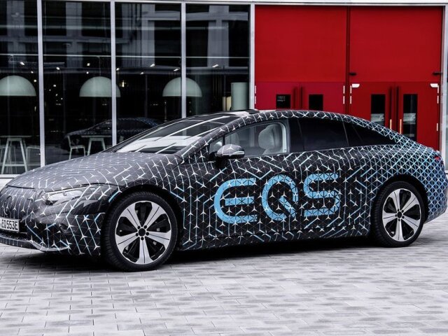 Mercedes-Benz EQS - 2021