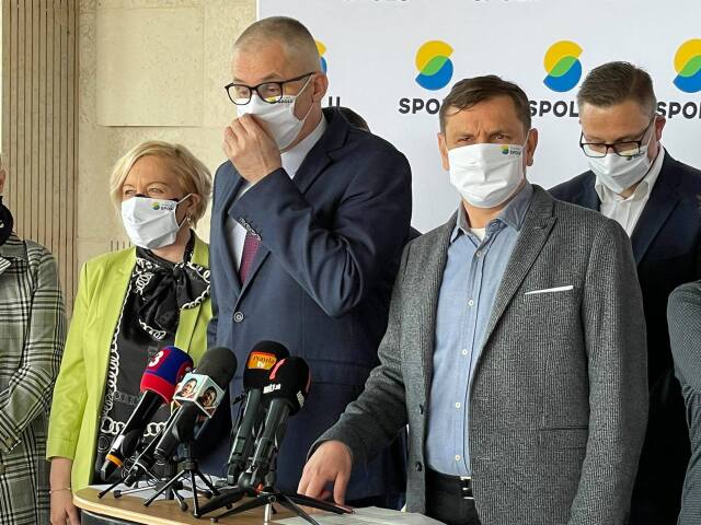 kollár, hipš