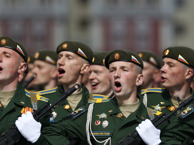 Moskva, prehliadka, vojaci