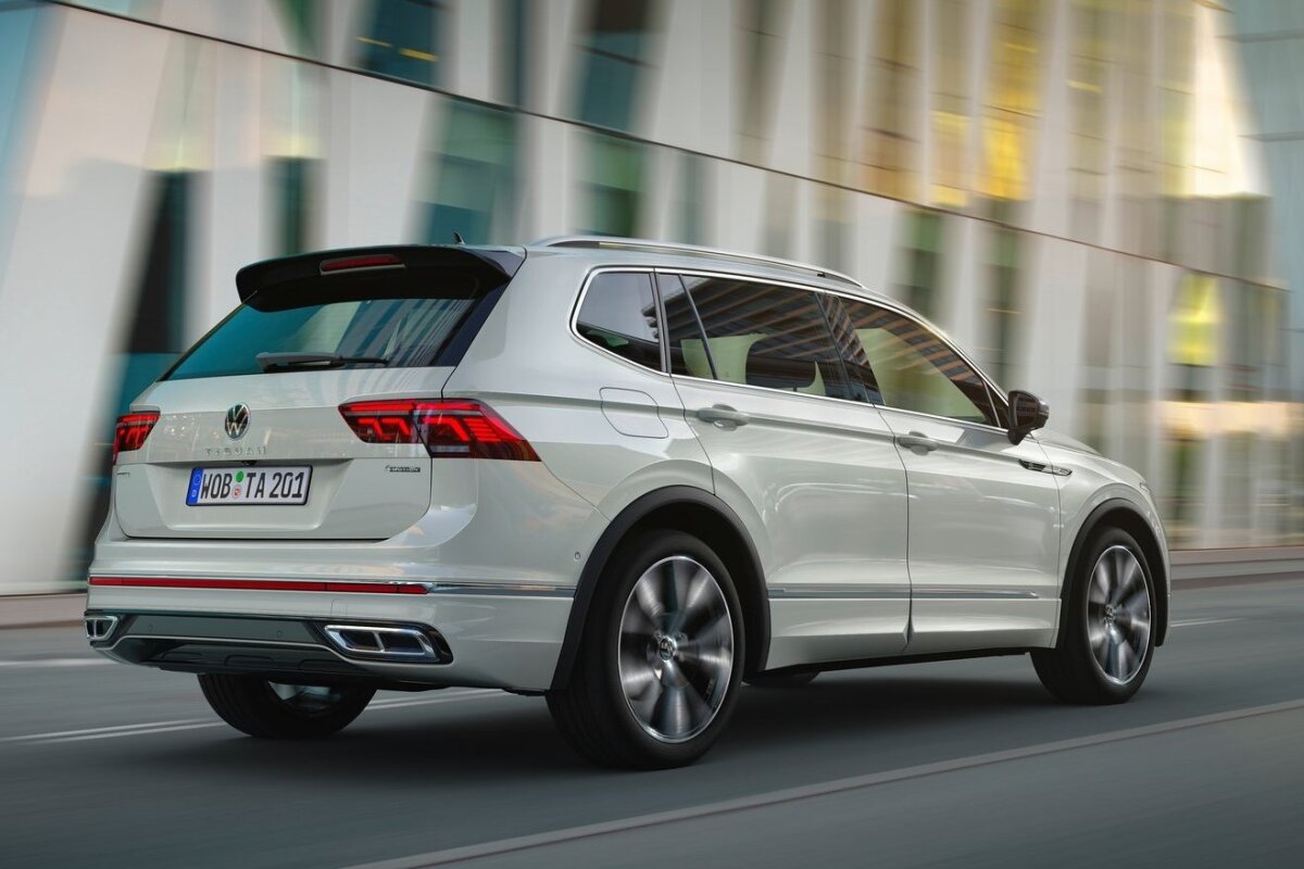 VW Tiguan Allspace - 2021