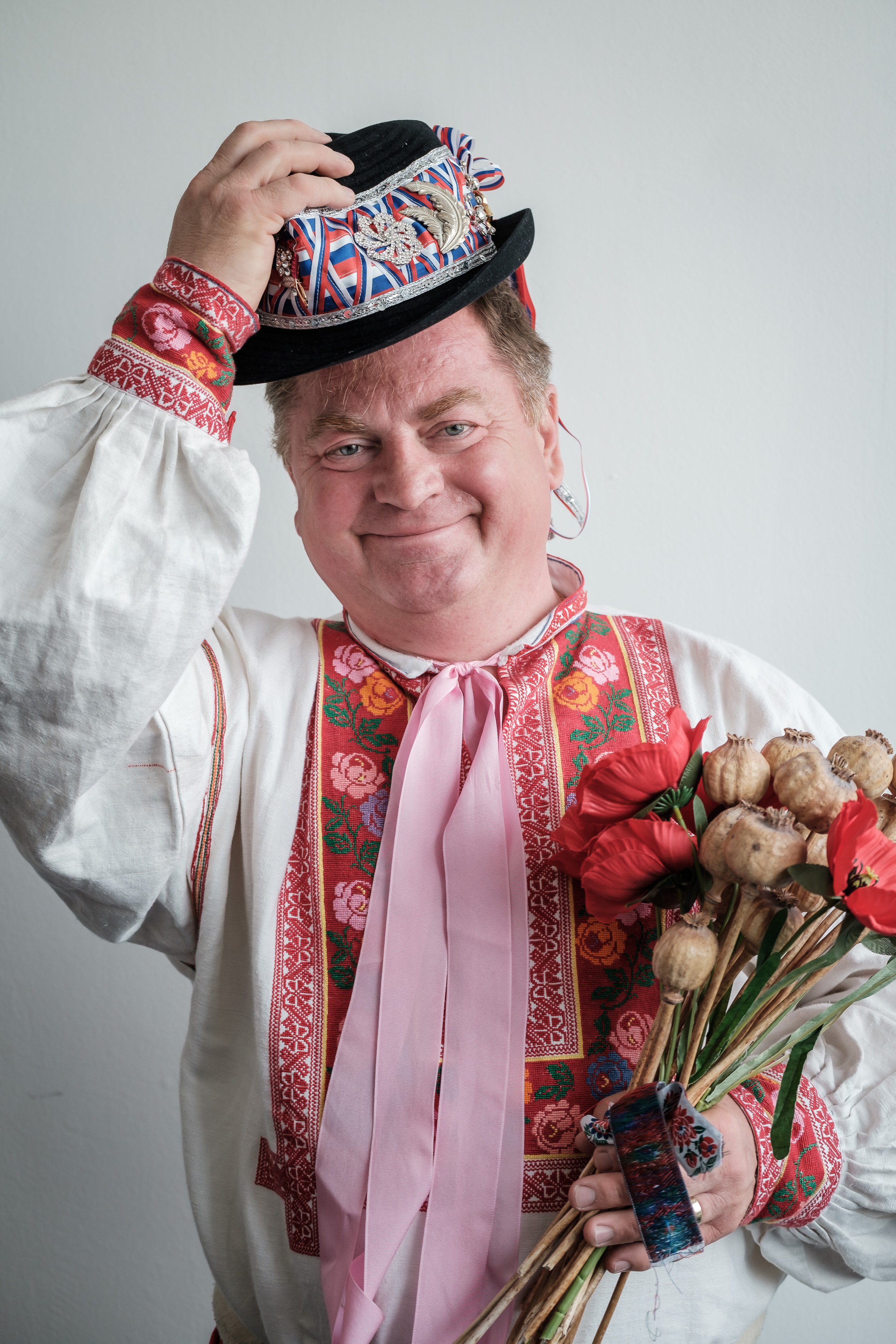 Jozef Mak je milovníkom Slovenských dobrôt aj slovenského folklóru.