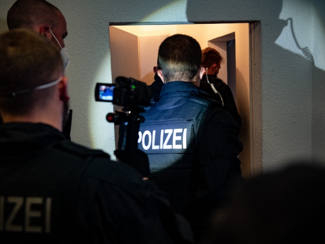 Nemecko migranti polizei