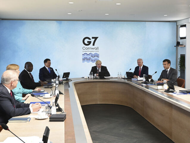 summit G7