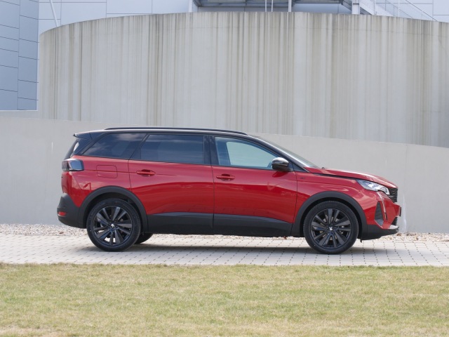 Peugeot 5008 2,0 BlueHDi (2021)