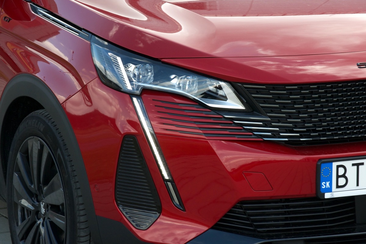 Peugeot 5008 2,0 BlueHDi (2021)