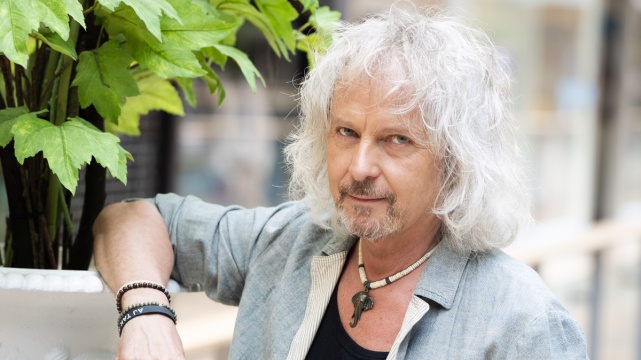 Spevák Peter Nagy