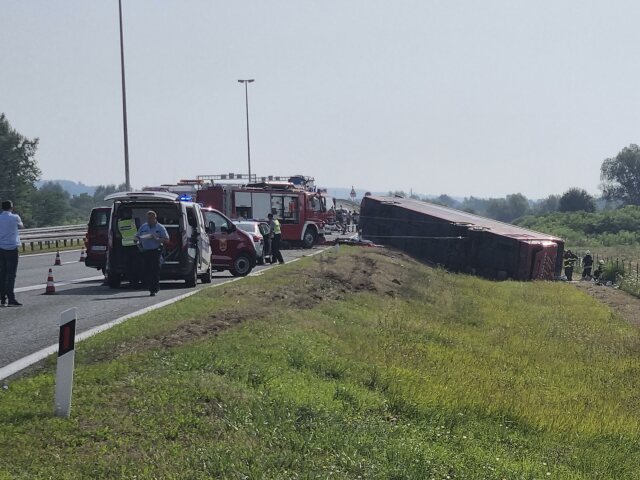Chorvátsko, autobus, nehoda, obete, zranení