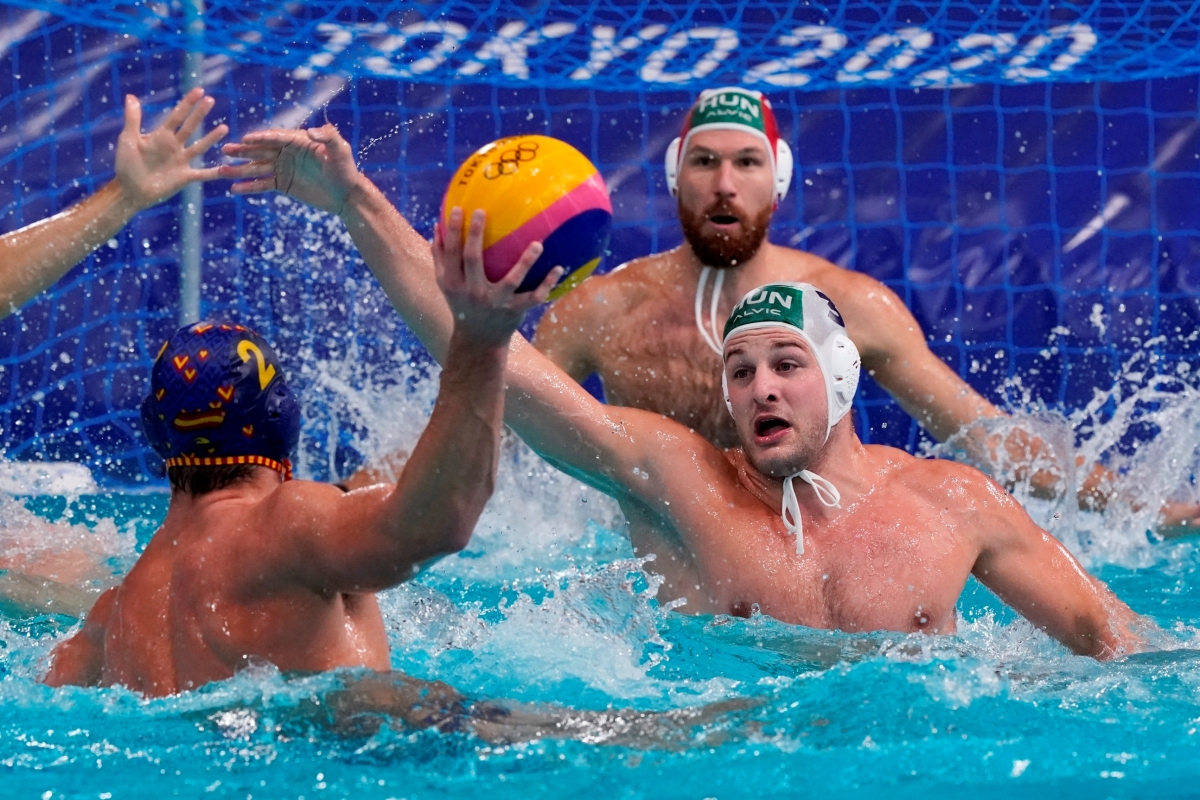Krisztian Manhercz a Alberto Munarriz Egana