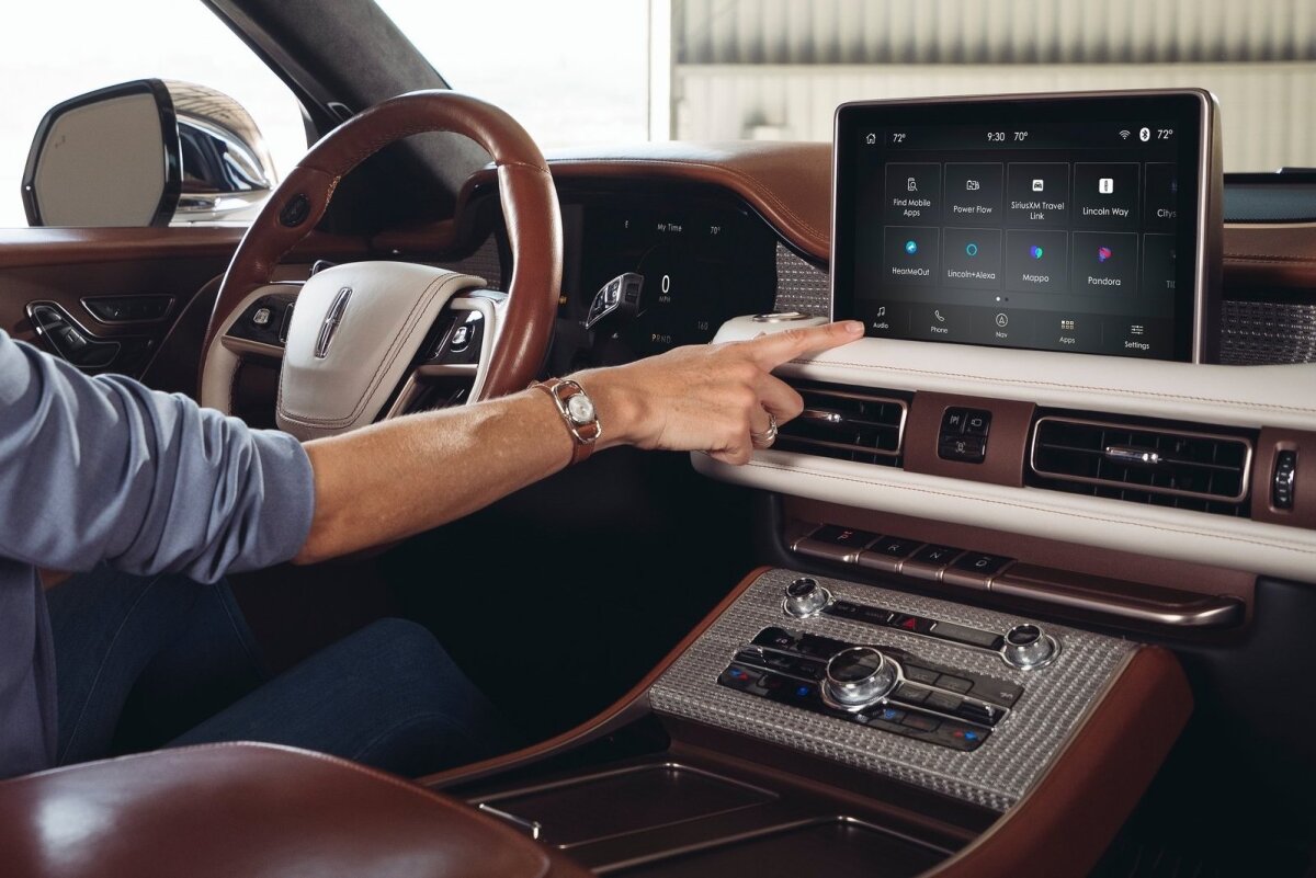 Lincoln Aviator Shinola Concept - 2021