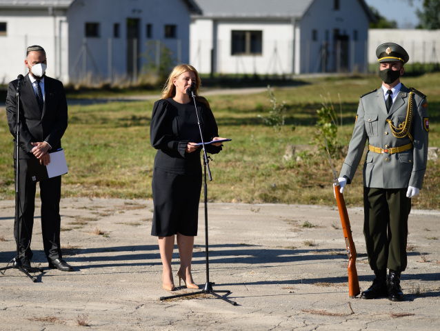 Zuzana Čaputová / Holokaust /