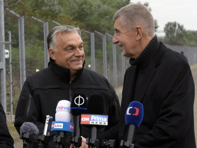 Maďarsko ČR Orbán Babiš hranice Srbsko Afganci